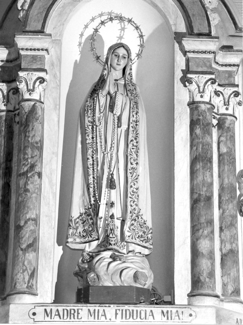 Madonna di Fatima (statua) - bottega campana (prima metà sec. XX)