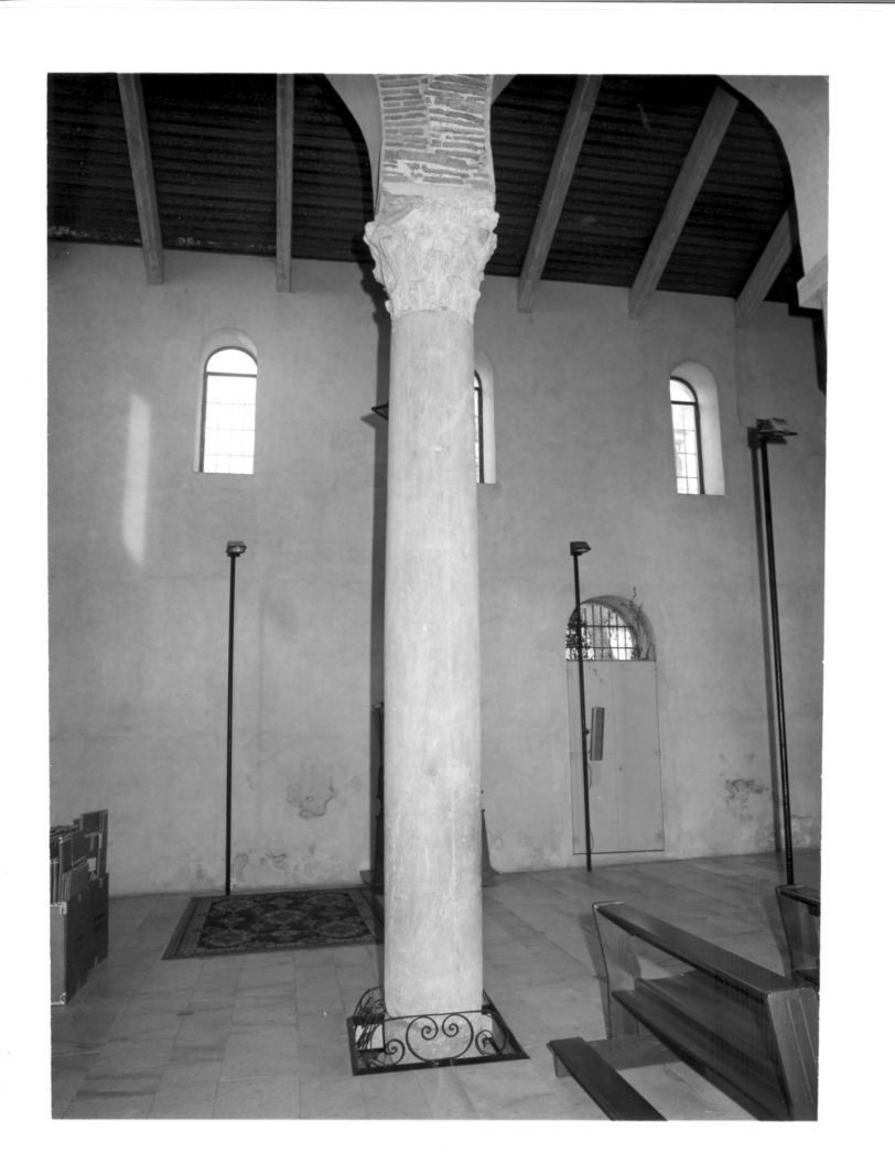 colonna - bottega Italia meridionale (sec. IX)