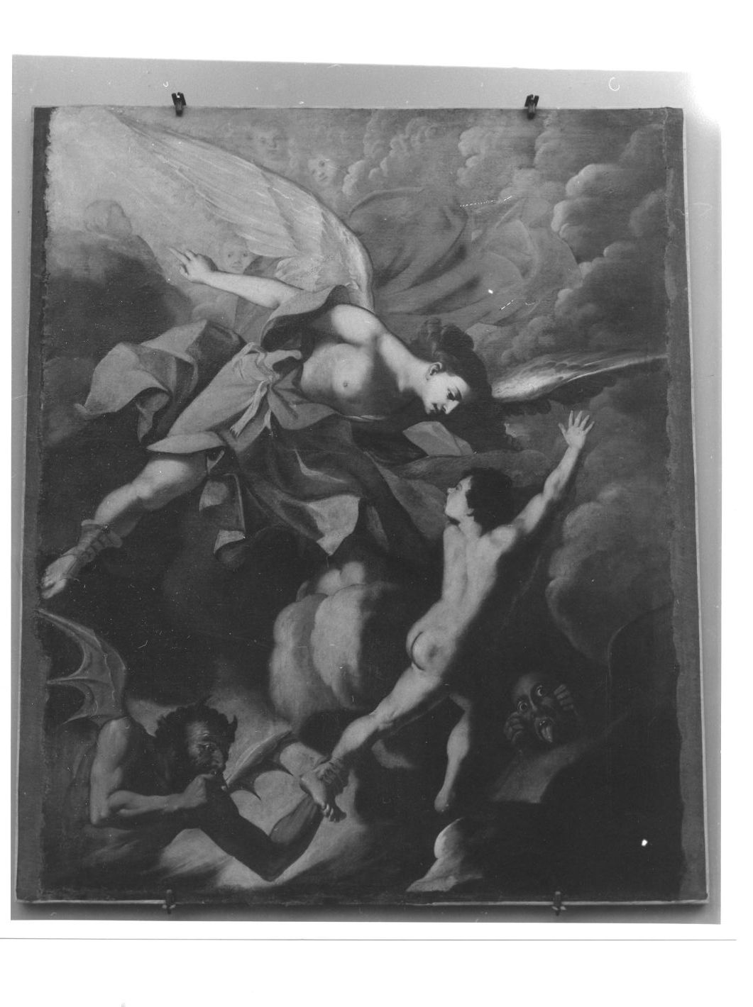 angelo che libera le anime del purgatorio (dipinto, elemento d'insieme) di Ragolia Michele (attribuito) (sec. XVII)