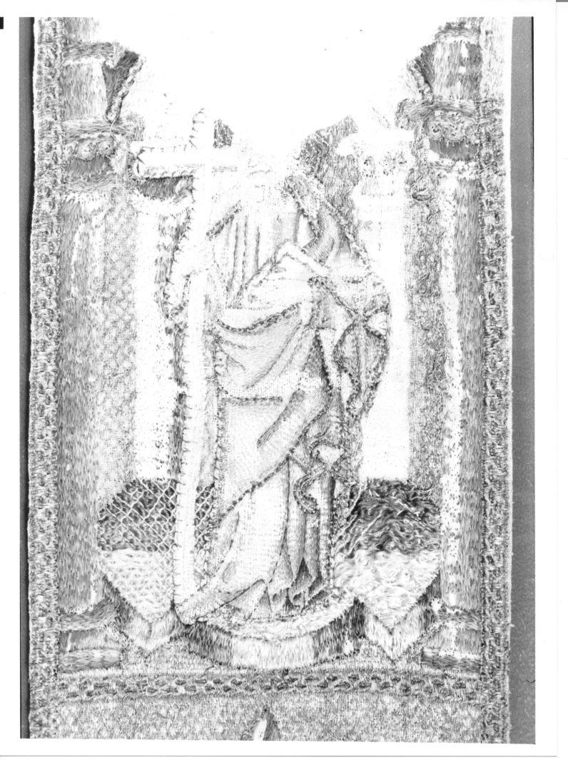 Sant'Andrea (decorazione a ricamo, elemento d'insieme) - manifattura campana (fine/inizio secc. XIV/ XV)