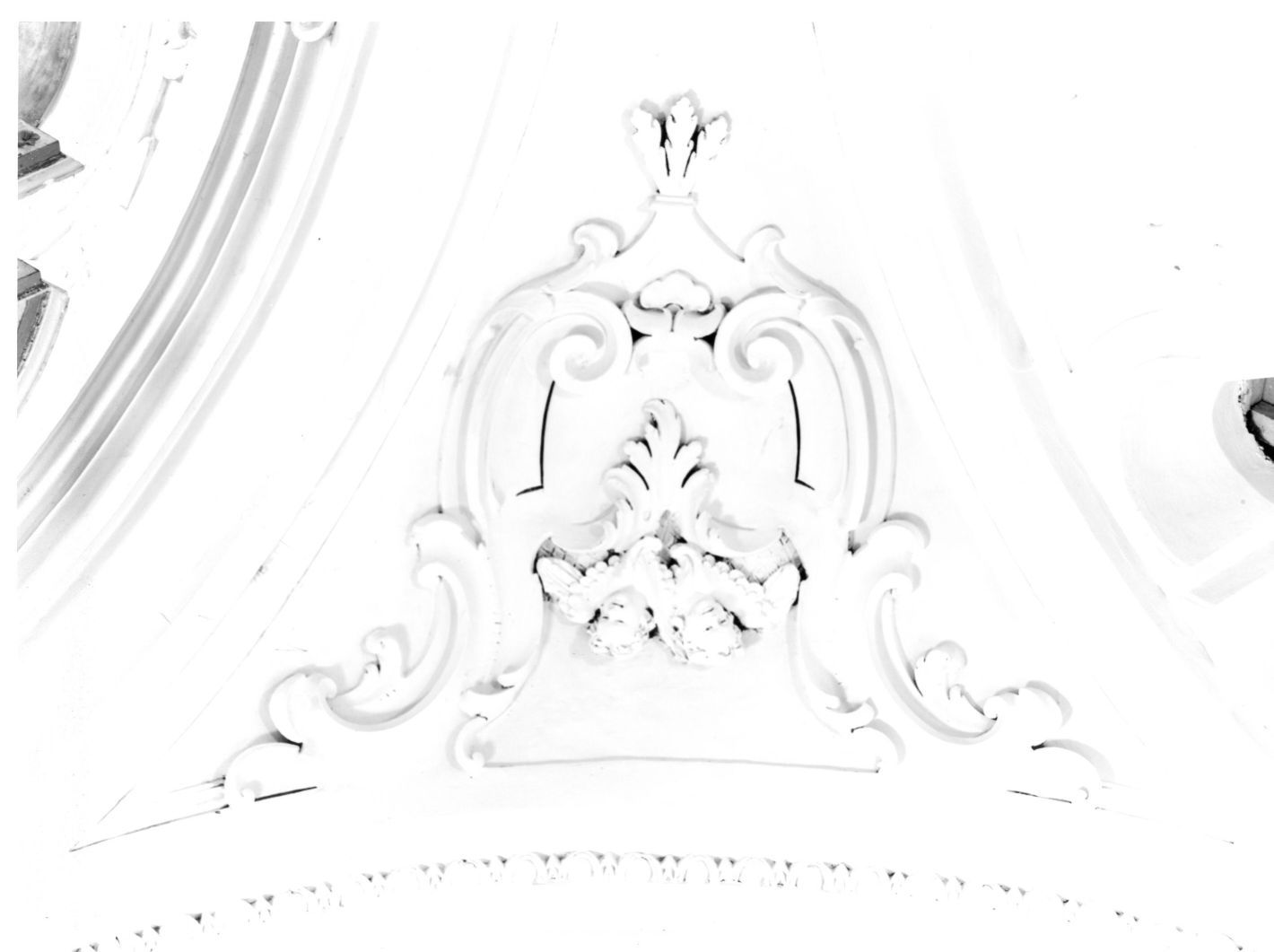 decorazione plastica, complesso decorativo - bottega campana (fine/inizio secc. XVIII/ XIX)