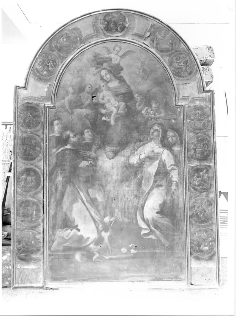 Madonna del Rosario con San Domenico e Santa Caterina da Siena (dipinto) di Mozzillo Angelo (cerchia) (seconda metà sec. XVIII)