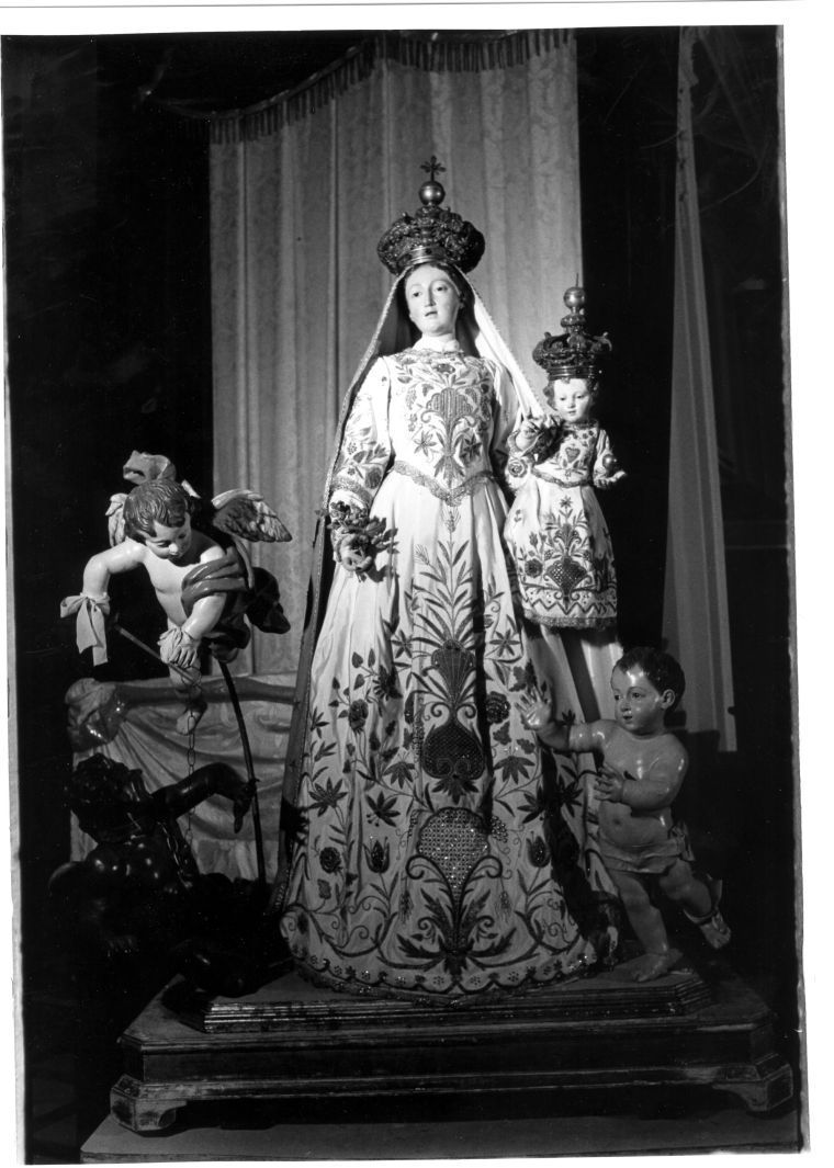 Madonna con Bambino (manichino) - bottega napoletana (metà sec. XVIII)