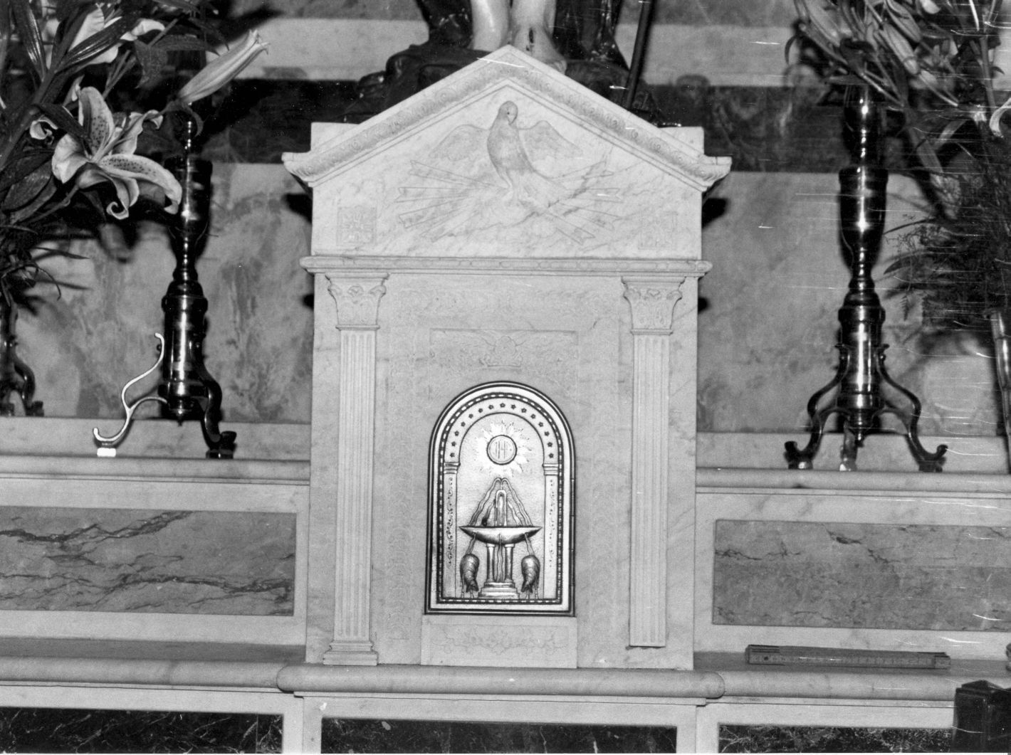 tabernacolo - a tempietto - bottega Italia meridionale (metà sec. XX)