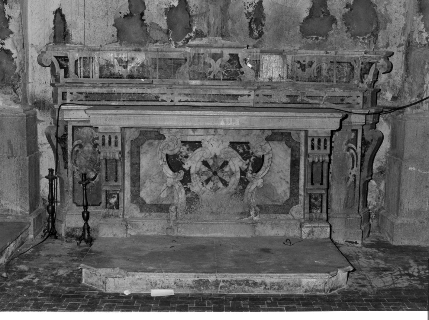 altare - bottega di Buccino (sec. XVIII)