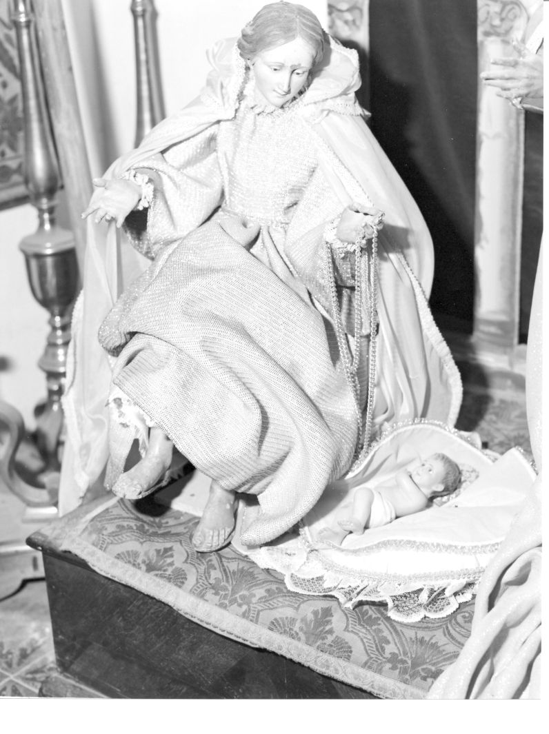 Madonna (statuetta di presepio, elemento d'insieme) - bottega campana (sec. XVIII)