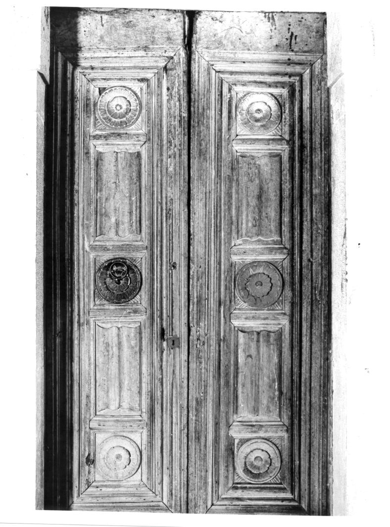 porta, opera isolata - bottega di Buccino (seconda metà sec. XVI)