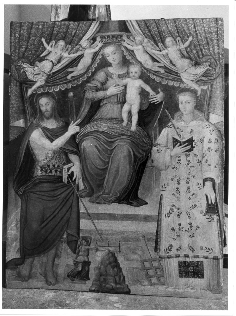Madonna con Bambino tra San Lorenzo e San Giovanni Battista (dipinto, opera isolata) - ambito napoletano (metà sec. XVI)