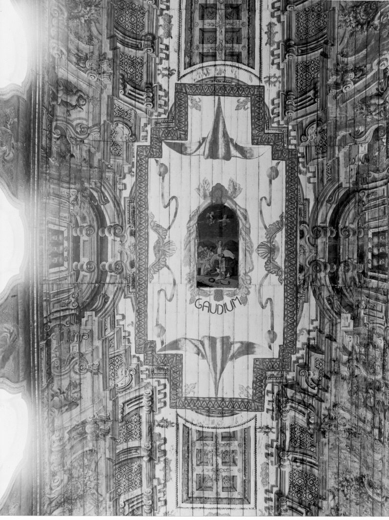 finte architetture con santi e angioletti (soffitto dipinto) - ambito campano (sec. XVIII)