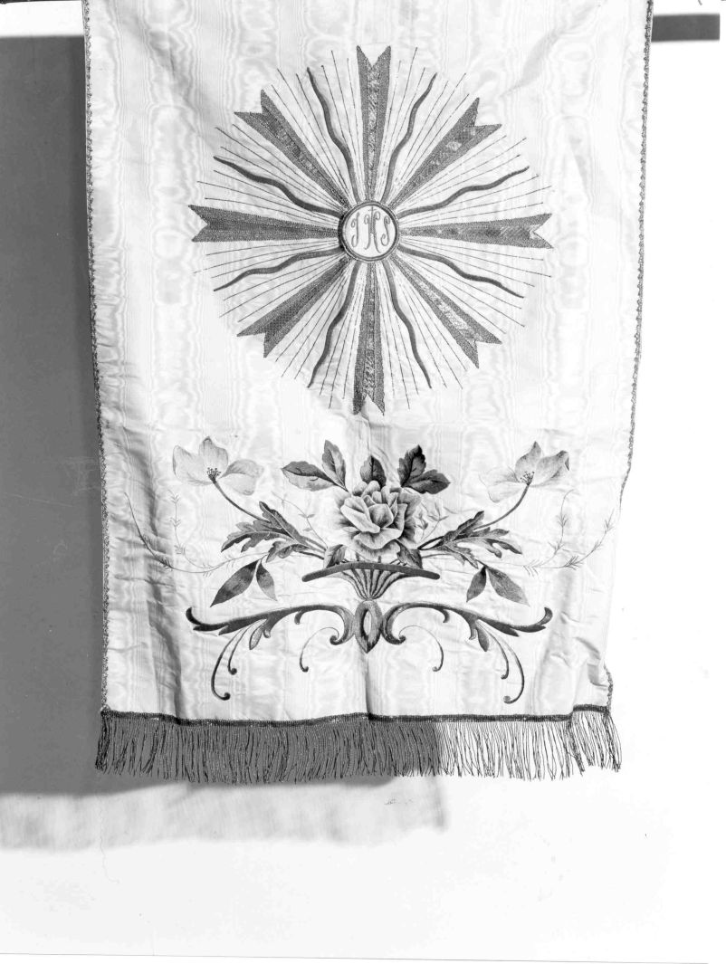 motivi decorativi floreali (cortina) - manifattura campana (sec. XIX)