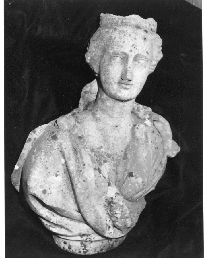 figura femminile (busto, opera isolata) - bottega Italia centro-meridionale (seconda metà sec. XIX)