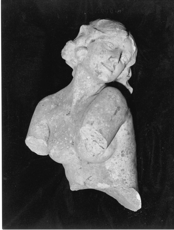 figura femminile (statua, frammento) - bottega toscana (prima metà sec. XX)