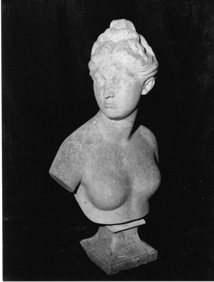 figura femminile (busto, opera isolata) - bottega Italia centro-meridionale (prima metà sec. XIX)