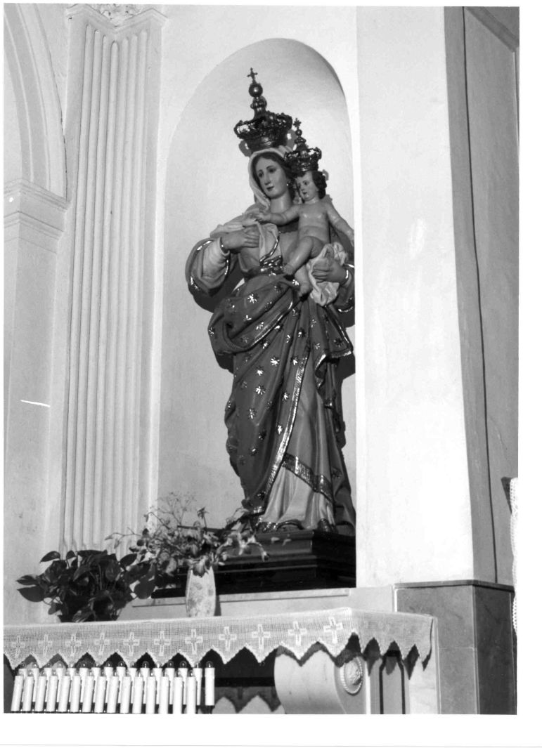 Madonna con Bambino (statua) - bottega campana (fine/inizio secc. XVIII/ XIX)