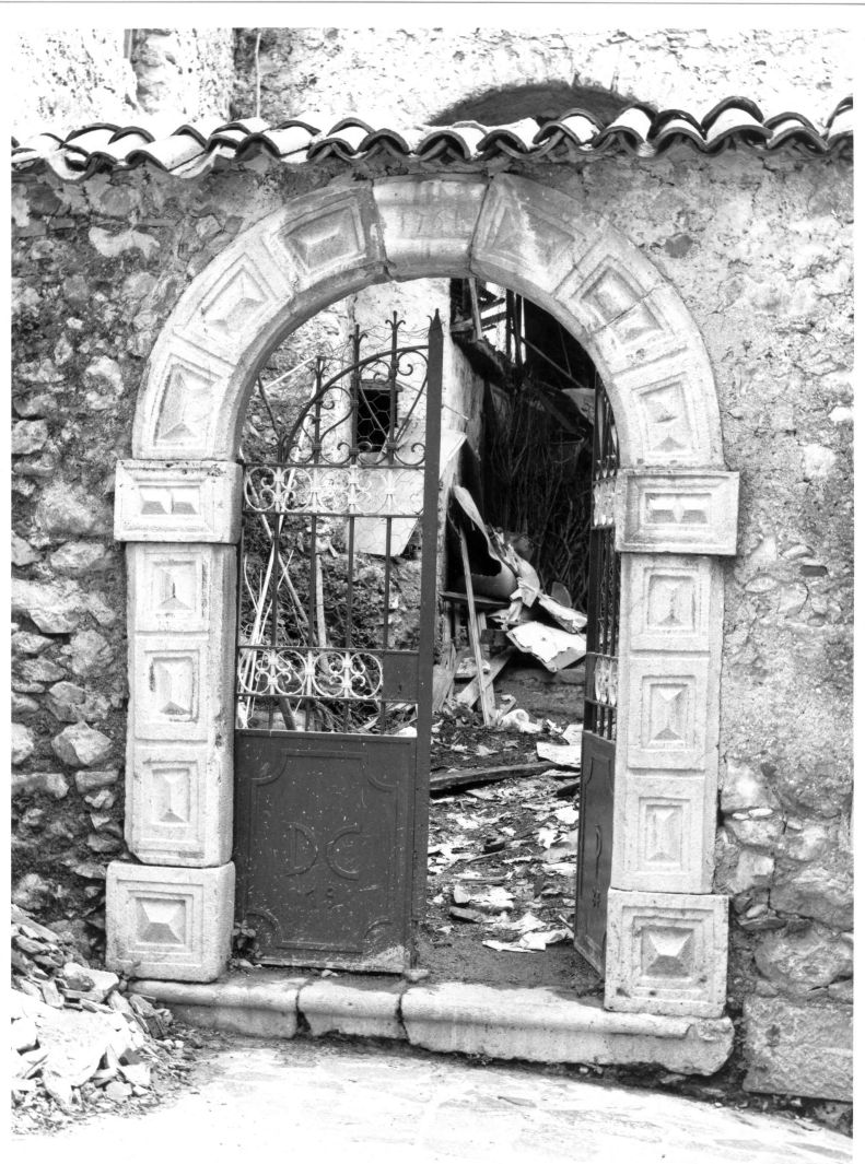 portale - bottega campana (primo quarto sec. XVIII)