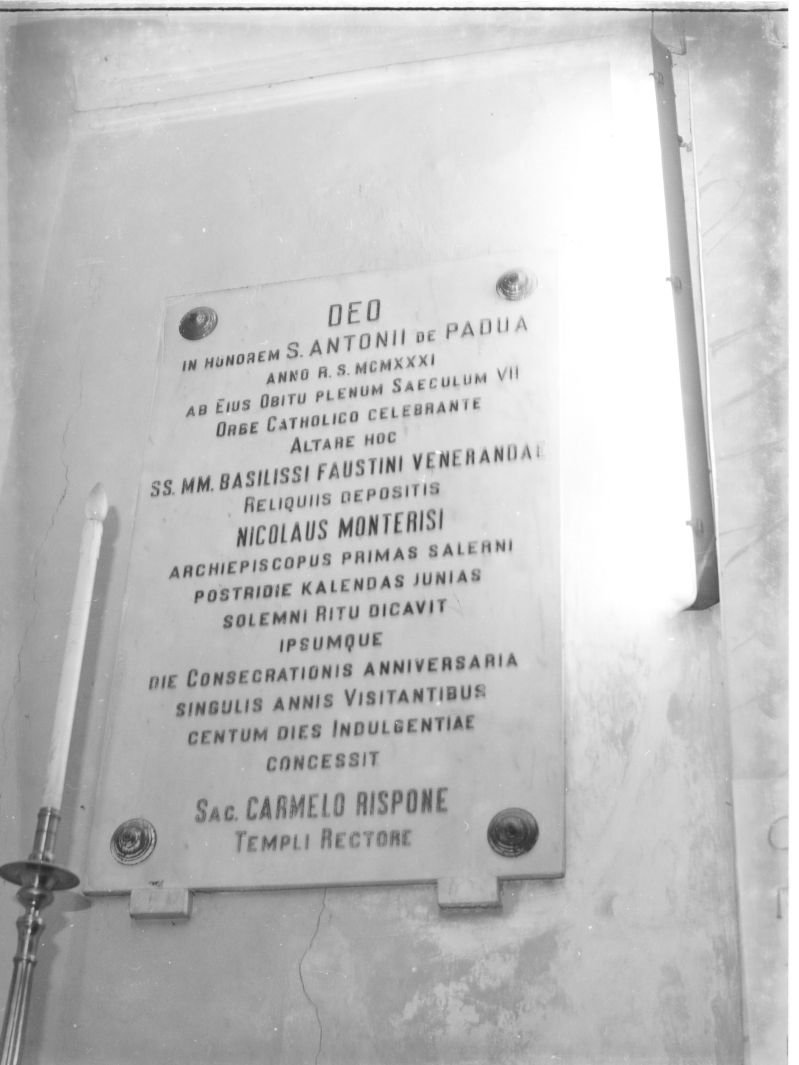 lapide commemorativa - bottega campana (sec. XX)