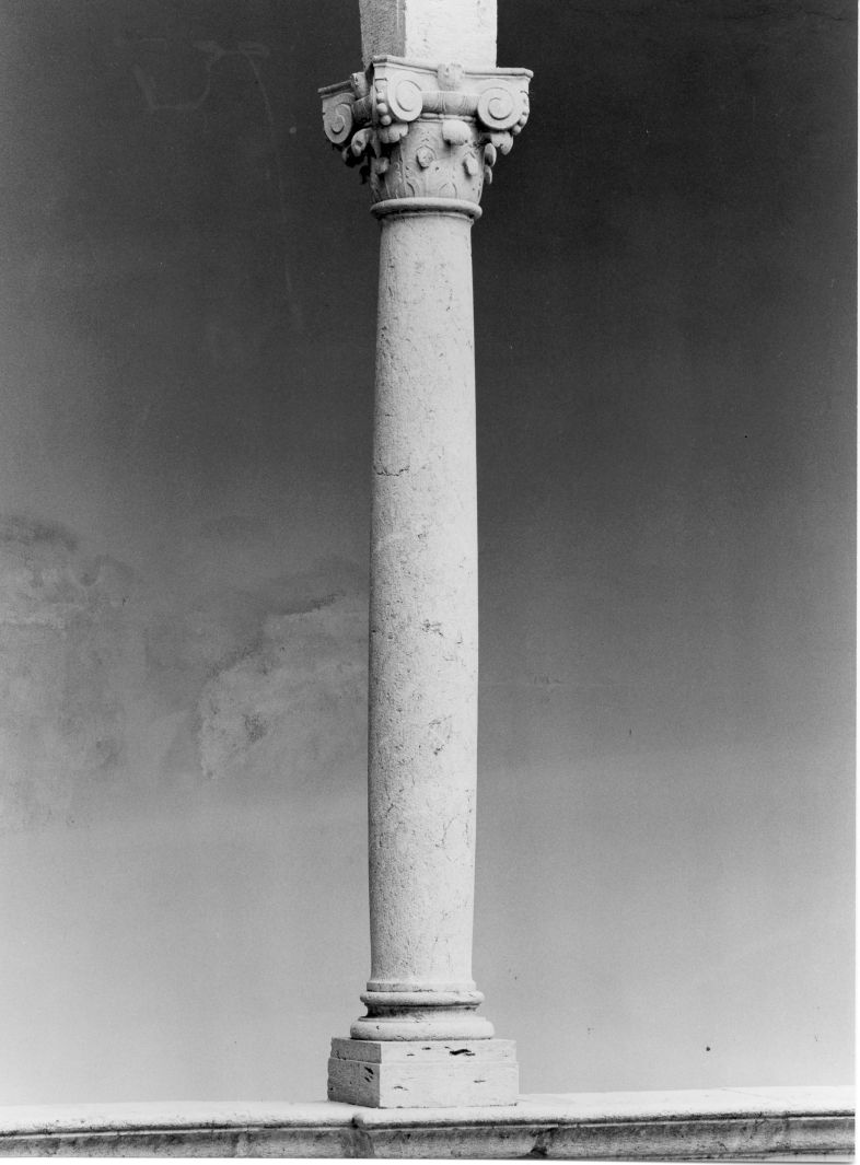 colonna, serie - bottega campana (sec. XVI)
