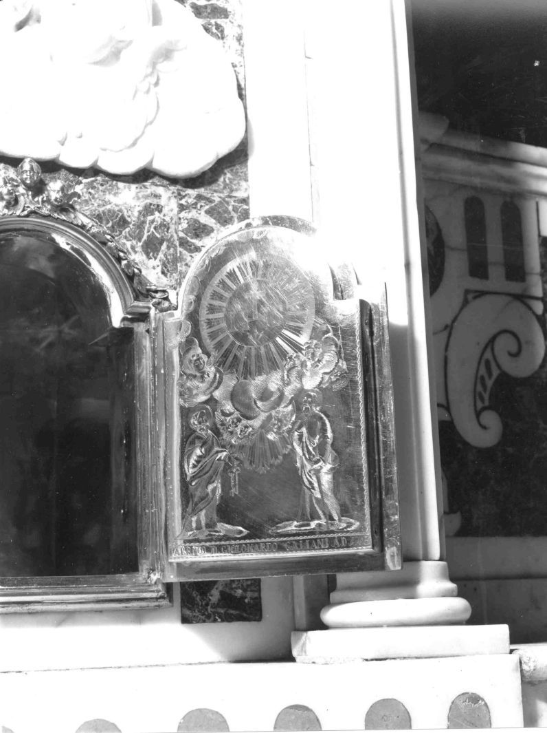 cherubini con monogramma cristologico (sportello di tabernacolo) - bottega Italia meridionale (sec. XVIII)