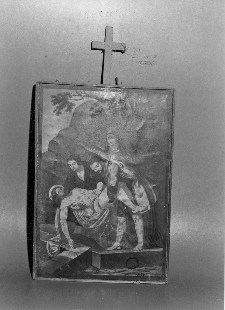 stazione XIV: Gesù deposto nel sepolcro (stampa colorata a mano, serie) - ambito Italia centro-meridionale (fine/inizio secc. XIX/ XX)