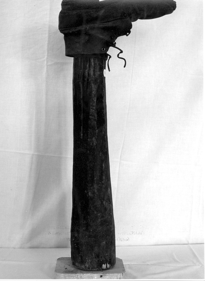 forma di stivali - bottega irpina (1950 ante)