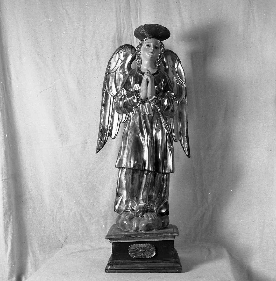 angelo orante (statuetta, elemento d'insieme) - bottega romagnola (sec. XVI)