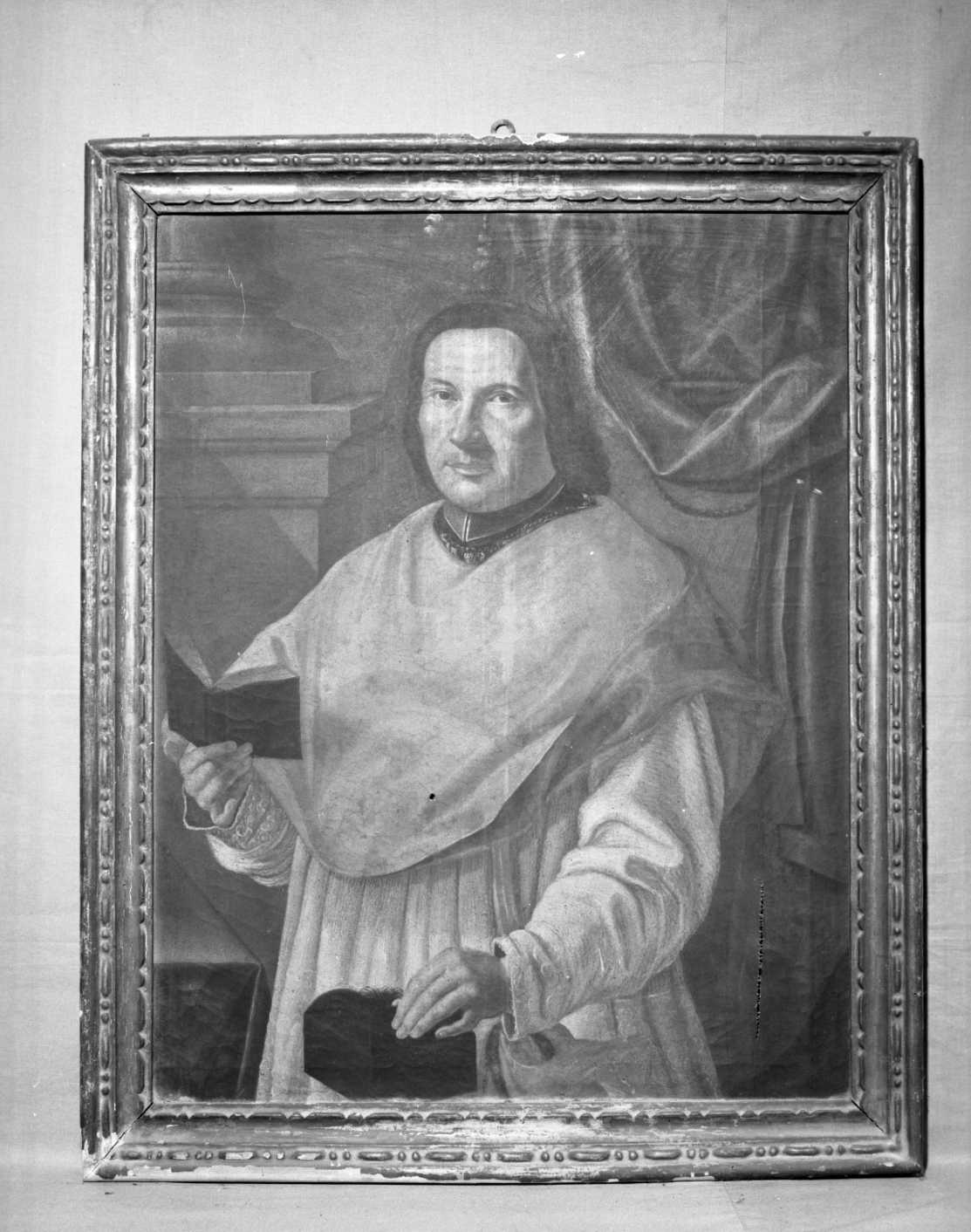 Un canonico, ritratto di ecclesiastico (dipinto) di Dirani Francesco (sec. XVIII)