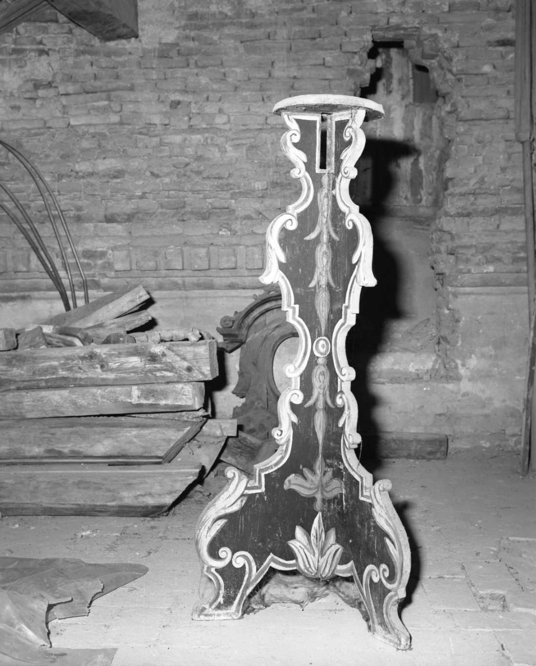 candelabro funebre, serie - bottega romagnola (sec. XVIII)