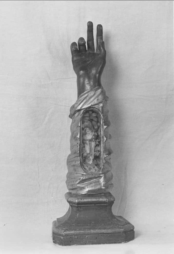 reliquiario antropomorfo - a braccio, serie - bottega romagnola (prima metà sec. XIX)