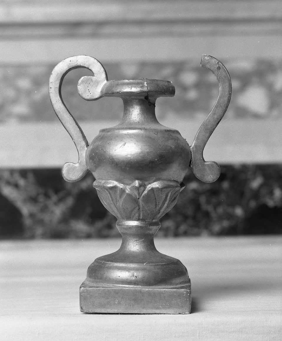 vaso d'altare, serie - bottega tosco-romagnola (prima metà sec. XIX)