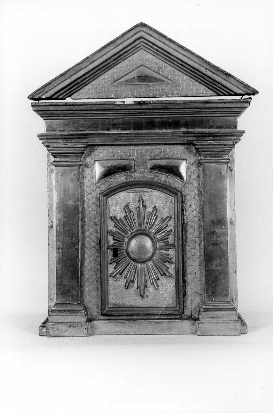 tabernacolo - a frontale architettonico - bottega emiliano-romagnola (secc. XVIII/ XIX)