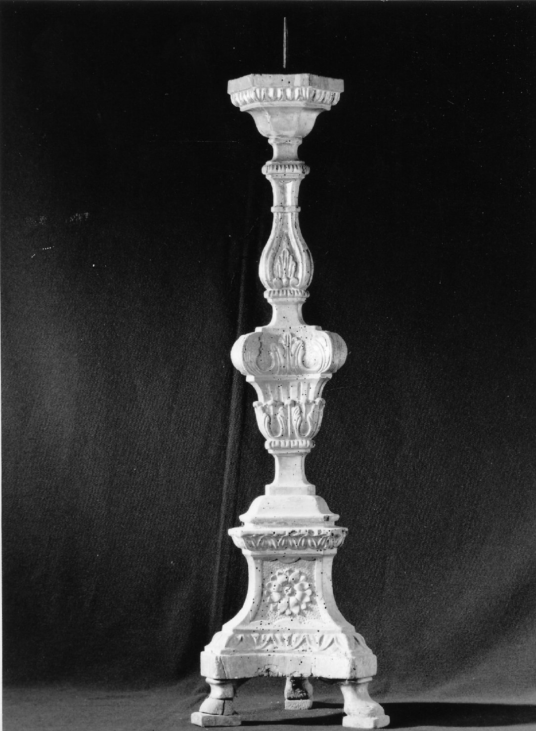 candelabro - bottega romagnola (sec. XVIII)