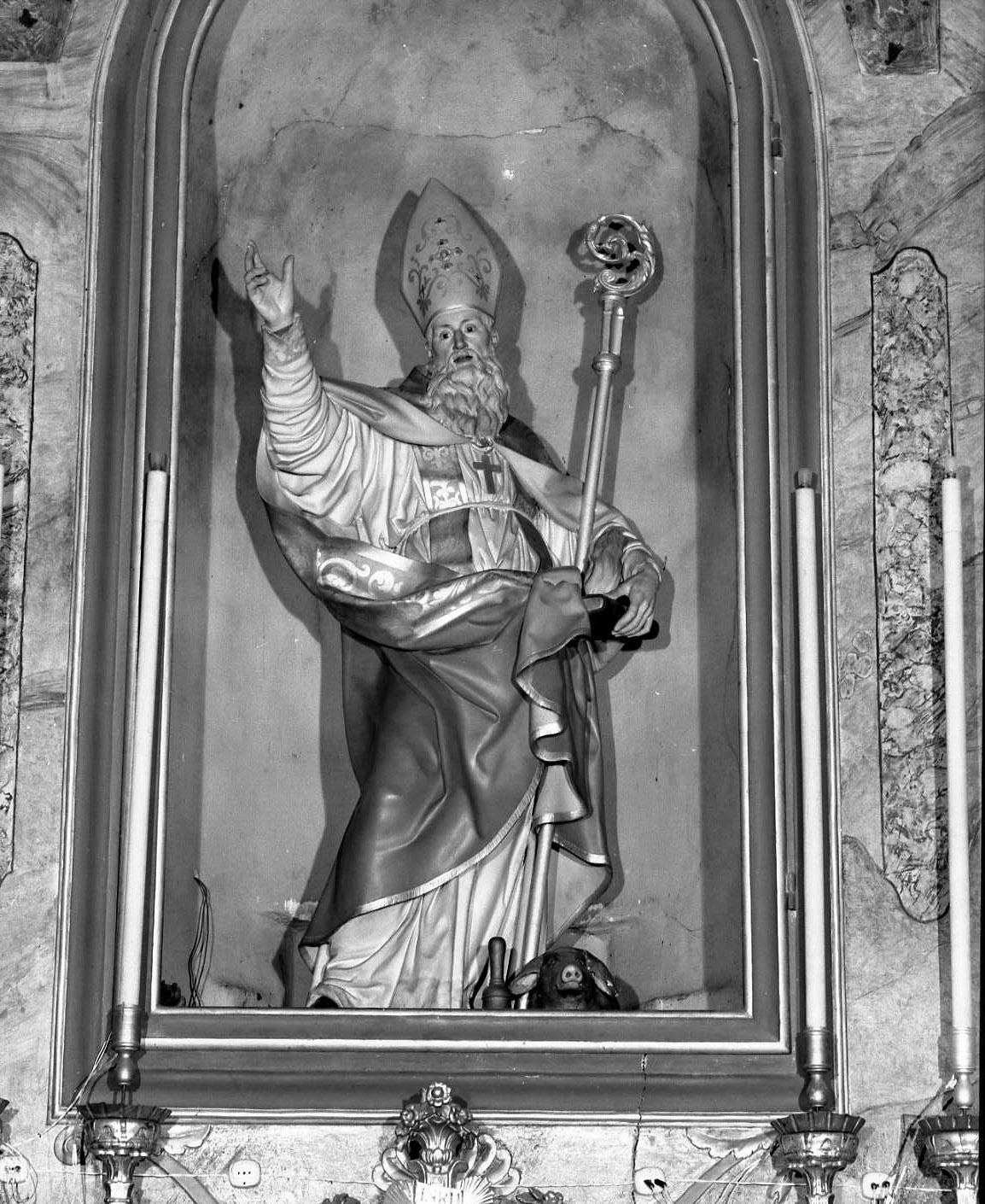 Sant'Antonio da Padova (statua) di Ballanti Giovanni Battista detto Graziani (bottega) (fine/inizio secc. XVIII/ XIX)