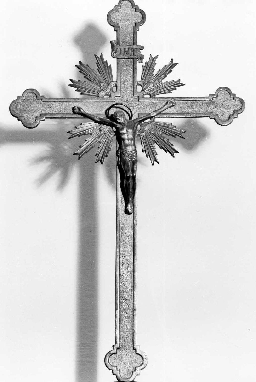 croce processionale - bottega romagnola (primo quarto sec. XX)