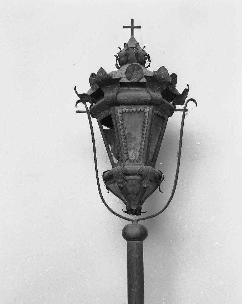 lanterna processionale, serie - bottega tosco-romagnola (sec. XVIII)