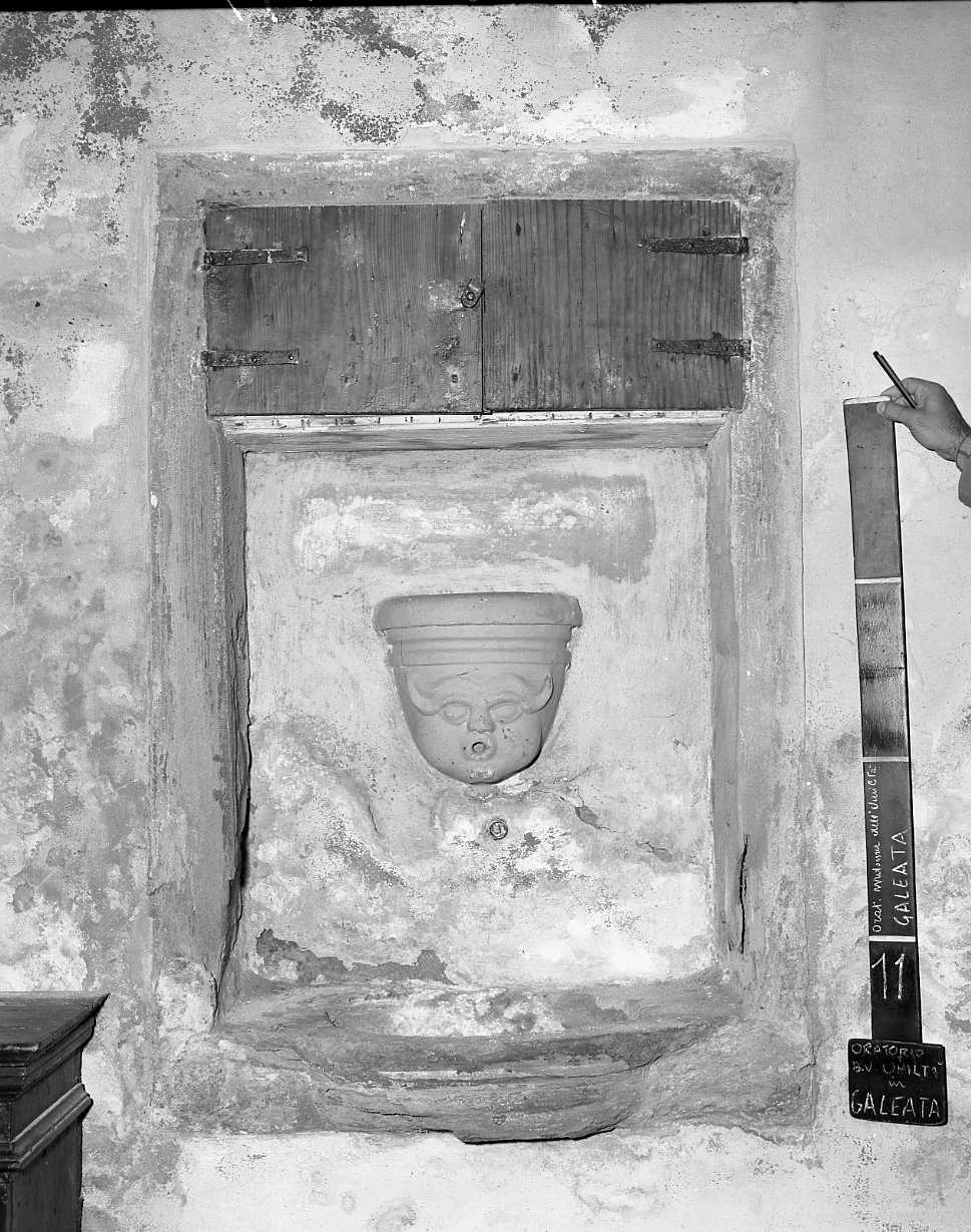 lavabo da sacrestia - bottega romagnola (sec. XVII)