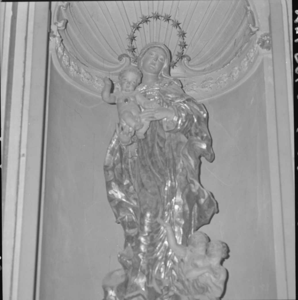 Madonna con Bambino (statua) - ambito Italia centro-settentrionale (sec. XVII)