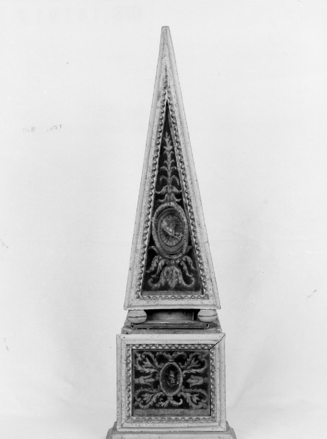 reliquiario architettonico - a obelisco - bottega romagnola (metà sec. XVIII)