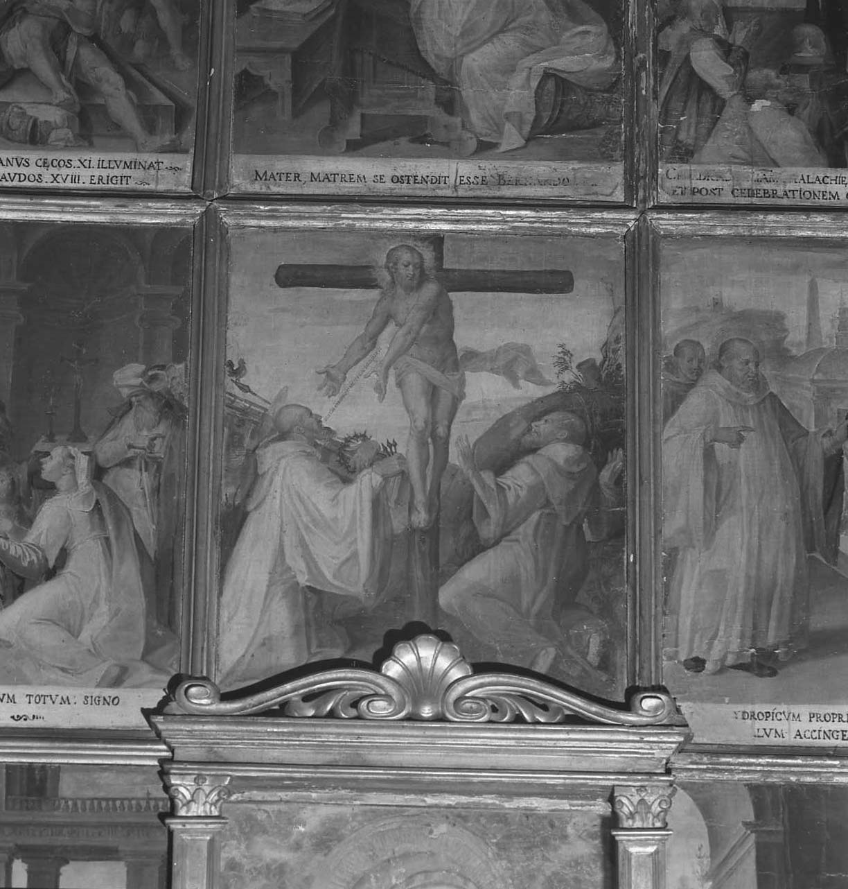 storie di San Bernardo di Chiaravalle, Cristo scende dalla croce (dipinto, elemento d'insieme) di Rocchetti Marcantonio (secc. XVI/ XVII)