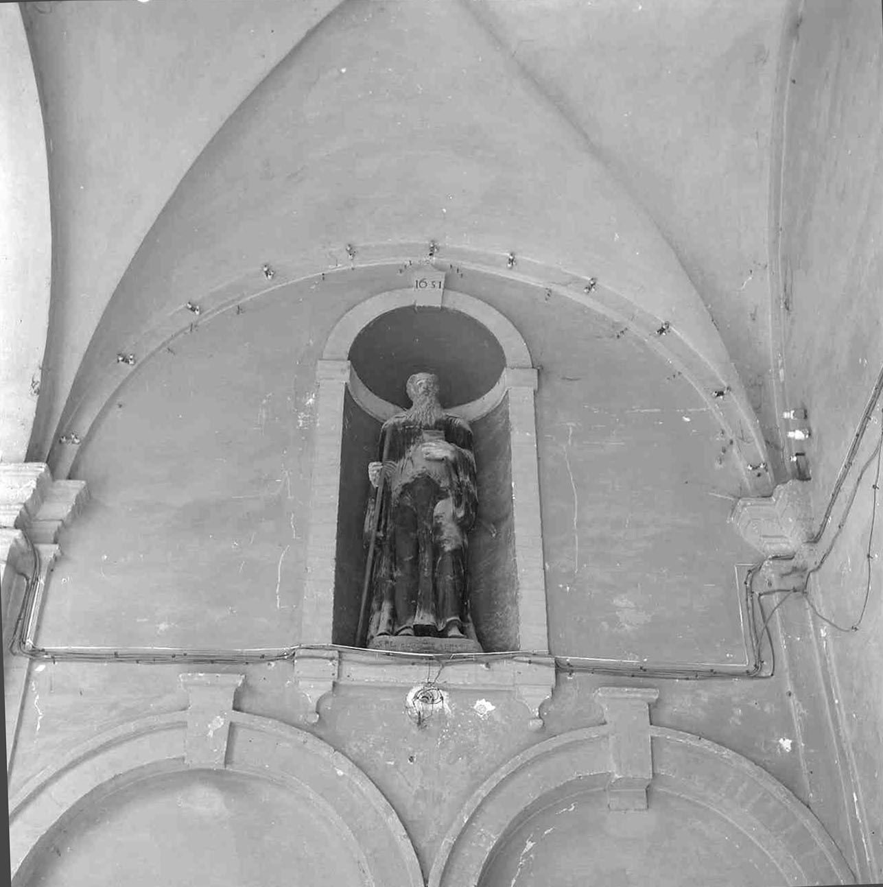 San Benedetto (statua) di Lombardi Alfonso (cerchia) (sec. XVI)