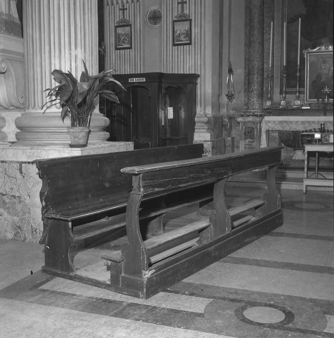 banco da chiesa - bottega romagnola (sec. XVIII)
