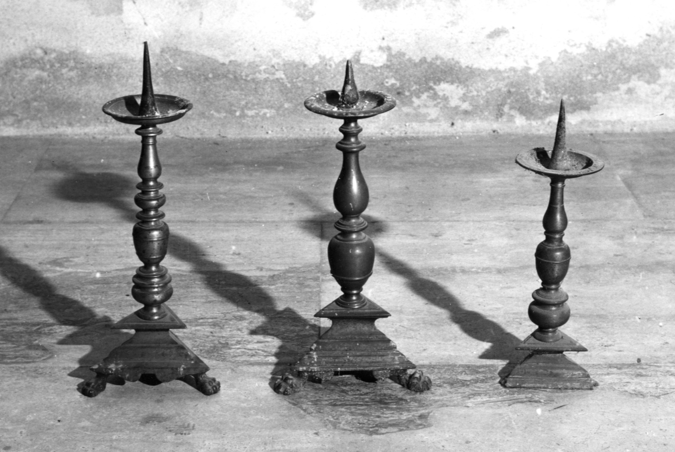 candeliere - produzione italiana (inizio sec. XVII)