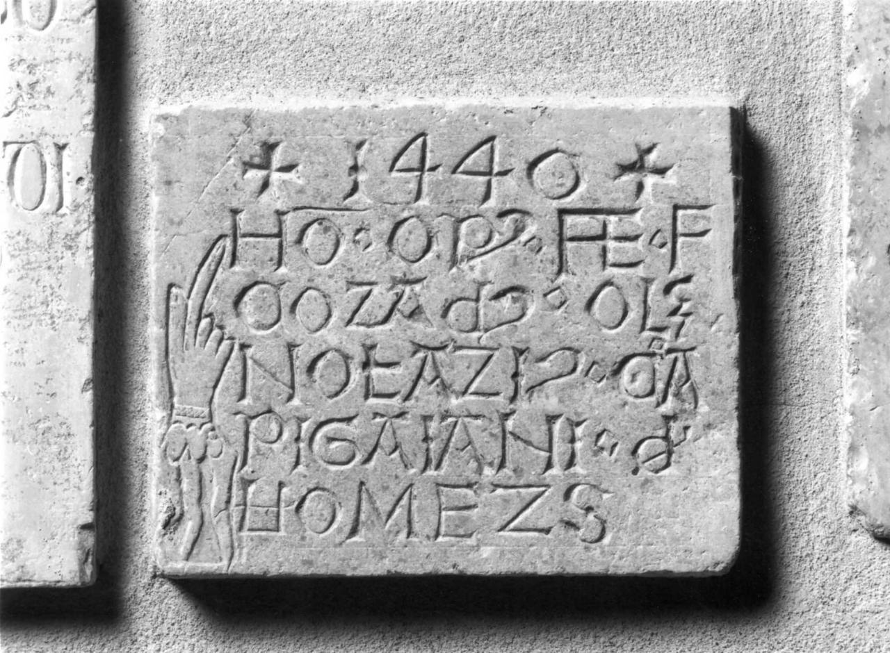 lapide tombale - bottega modenese (sec. XV)