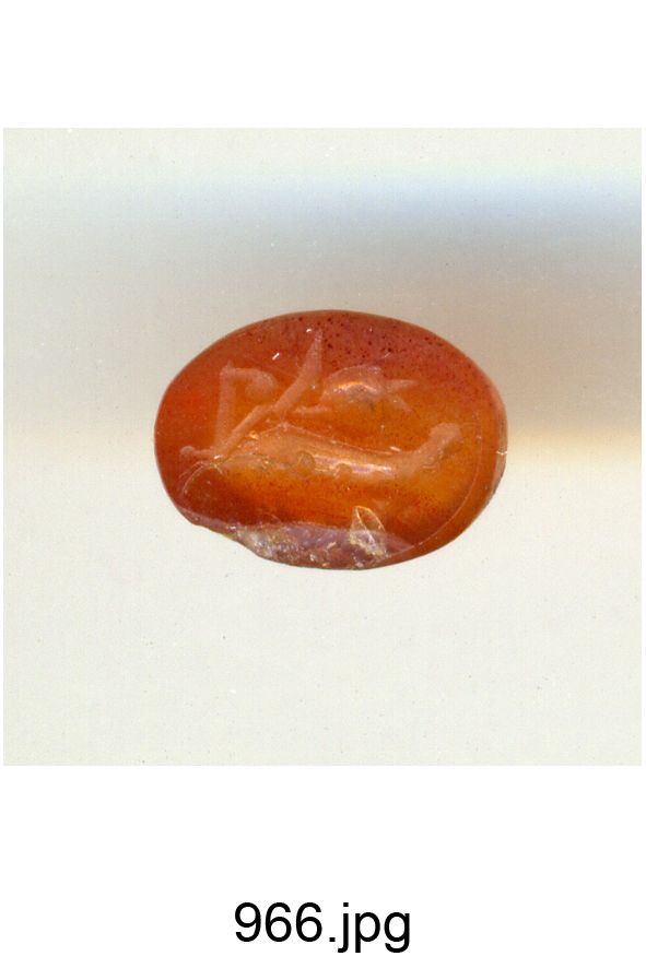 timone e frutto di papavero (gemma) - produzione romana (sec. I a.C)