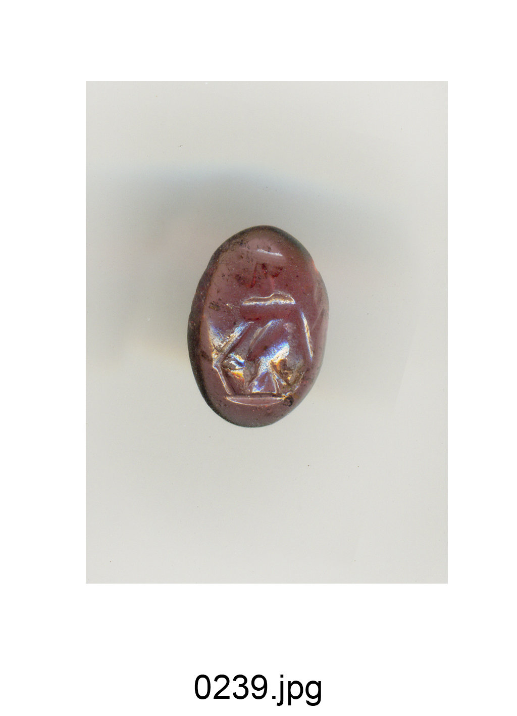 figura femminile panneggiata (gemma) - bottega Italia settentrionale (secc. XVI/ XVII)