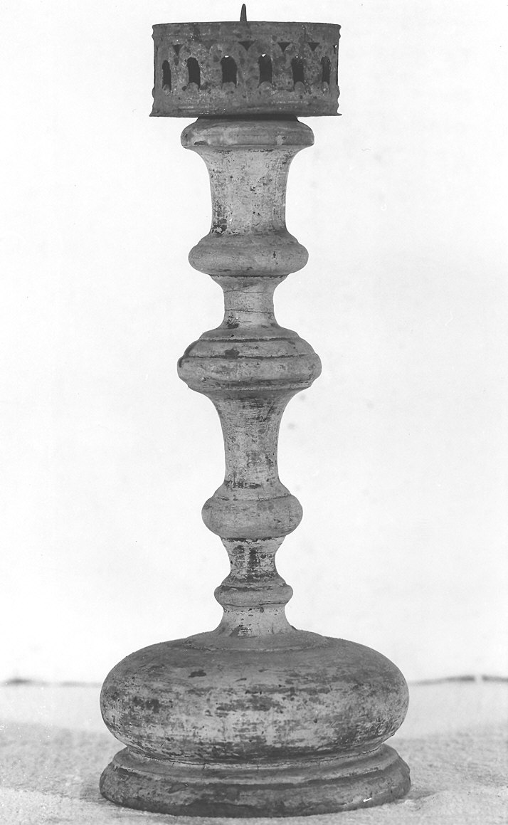 candeliere d'altare, serie di Ditta Tarasconi Rainaldo & Figli (fine/inizio secc. XIX/ XX)