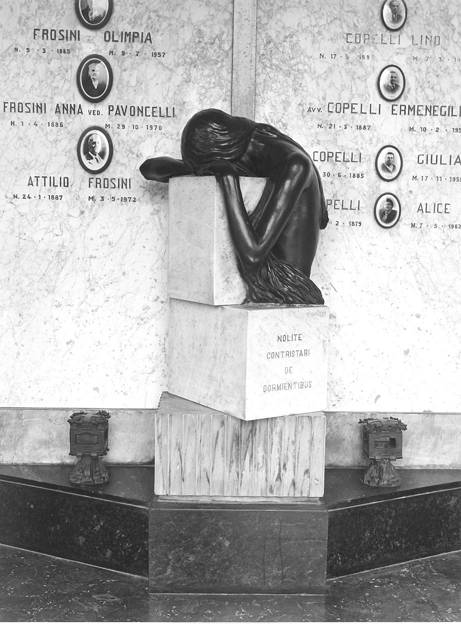 monumento funebre di Daveri Pietro (sec. XX)