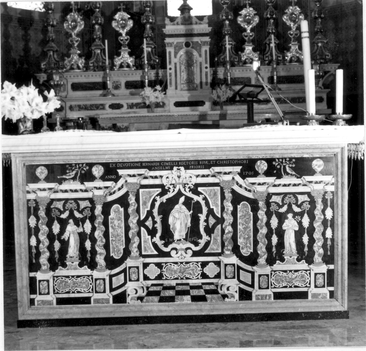 San Martino vescovo e i SS. Francesco e Antonio da Padova (paliotto) - ambito piacentino (sec. XVIII)
