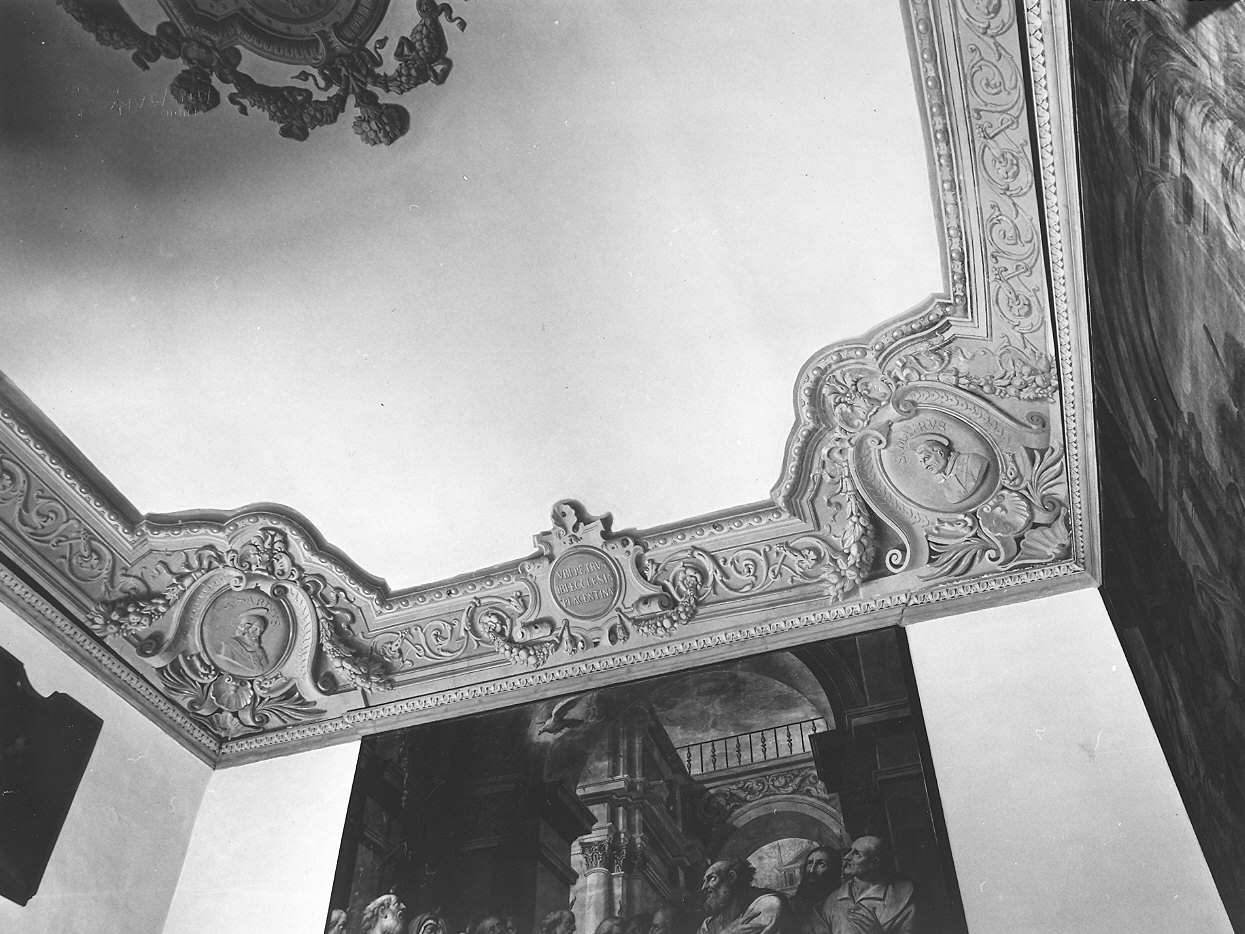 cornice architettonica con motivi decorativi e figure (decorazione pittorica) - ambito emiliano-lombardo (seconda metà sec. XIX)