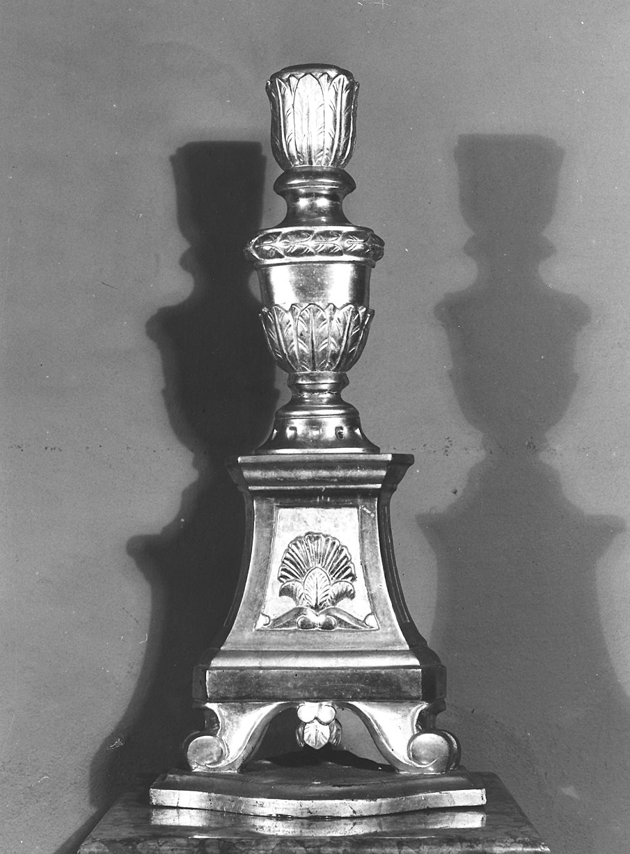 base per croce d'altare, elemento d'insieme - ambito piacentino (sec. XIX)
