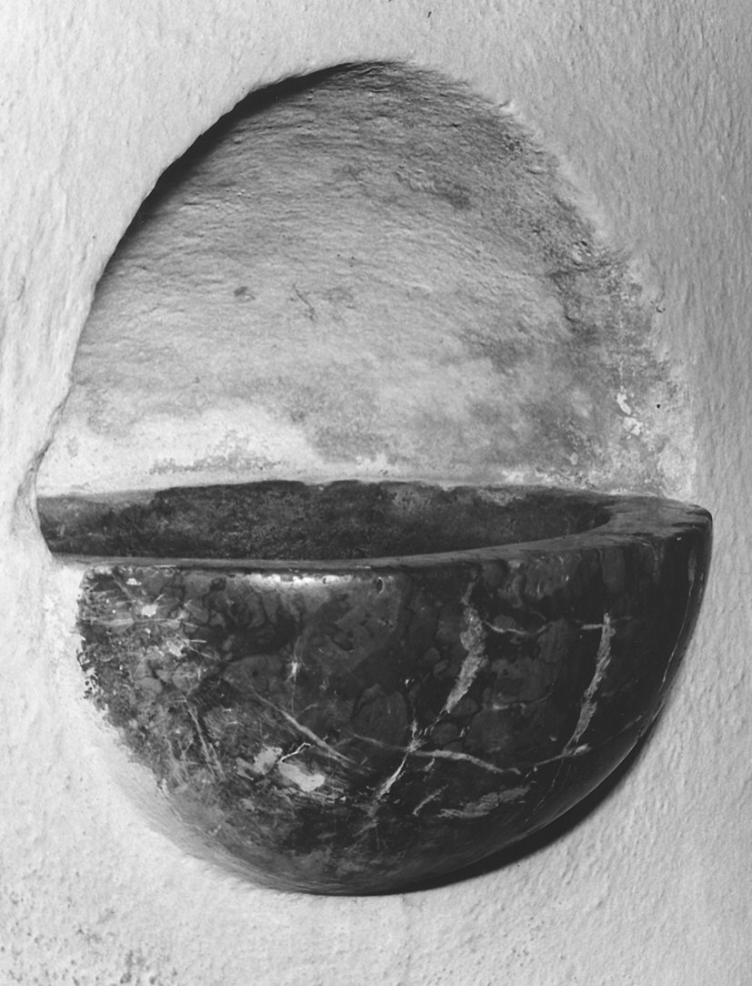 acquasantiera da parete - bottega piacentina (sec. XIX)